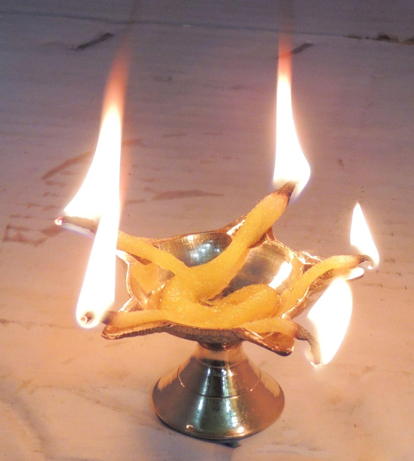 Panch Mukhi Deepak No. 000